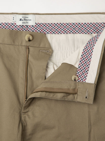 Slim Fit Chino