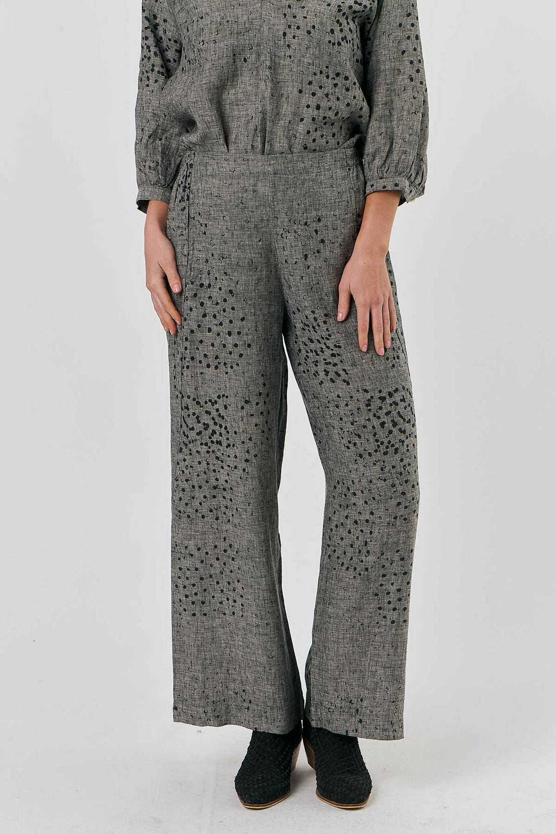 GA398 Peppercorn Long Pant